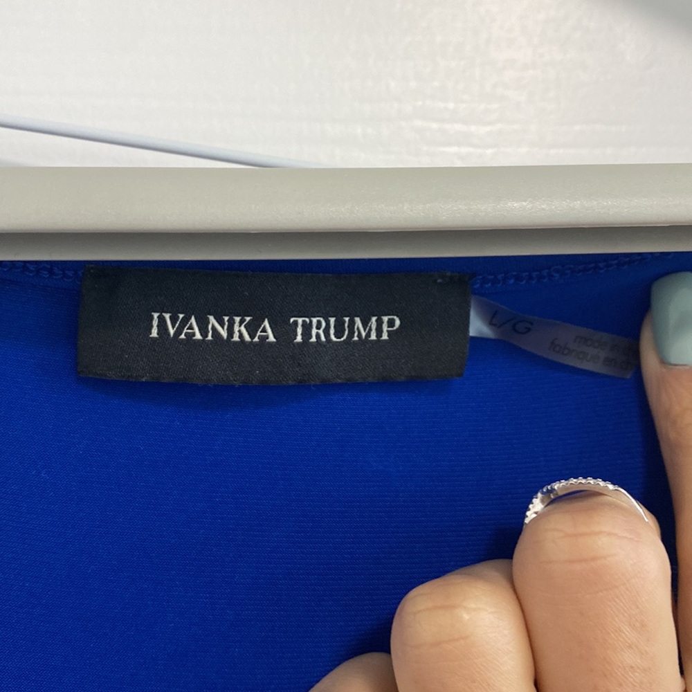 Ivanka Trump Blue Tank Top - Picture 4 of 6